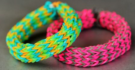 Плетение из резинок. Браслет Перевёртыш. Rainbow Loom Bands. evakuatoregorevsk.ru