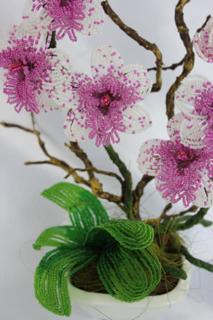 Орхидея из бисера - мастер-класс