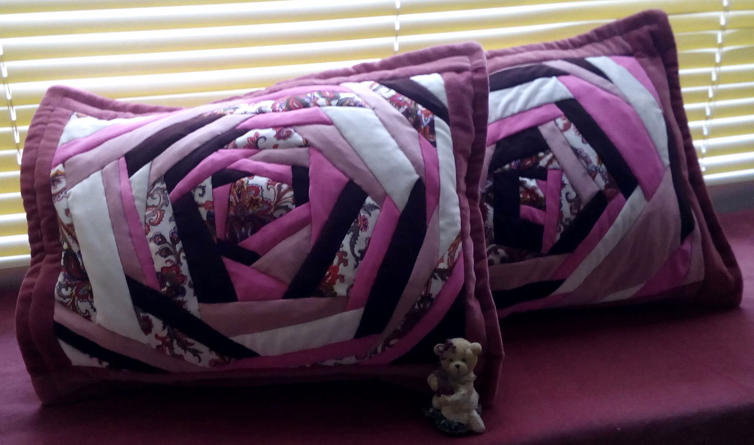 Декоративные наволочки в стиле пэчворк