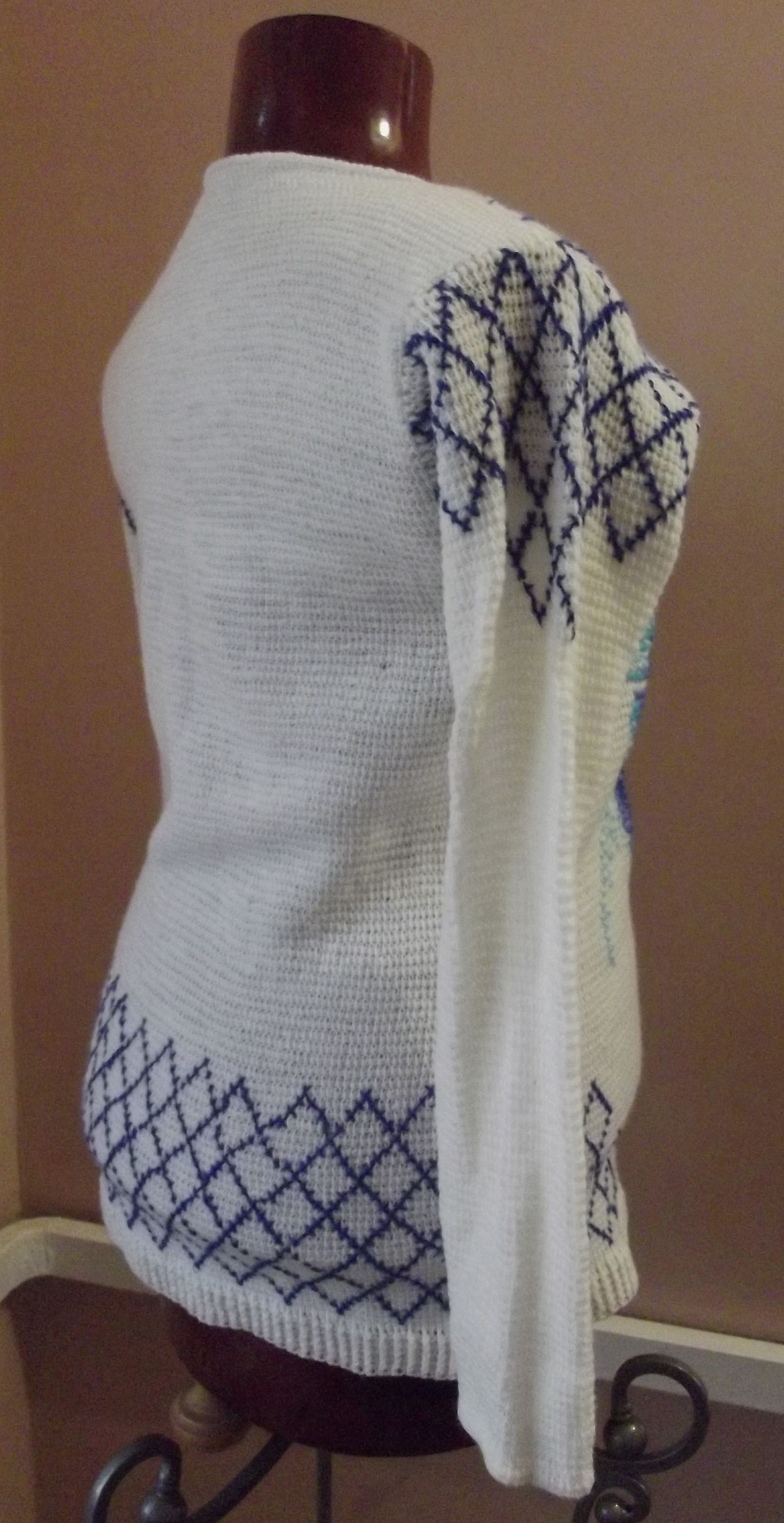 нарядный работа ручной авторский вышивкой ручная гжель тунисское вязание пуловер трикотаж