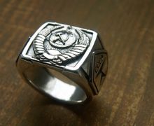 Мужские кольца и печатки из золота и серебра