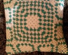 Наволочка вязаная крючком из мотивов Бабушкина