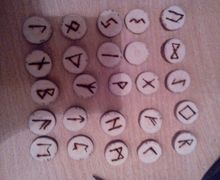 Кельтские руны для гадания.