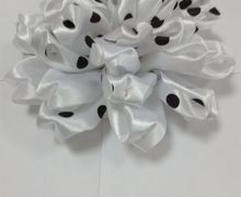 Бант на резинке для волос