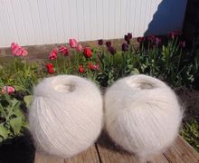 Пряжа из козьего пуха. Белая.