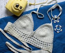 Бралетт с отделкой кроше из белой пряжи