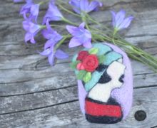 брошь - камея.