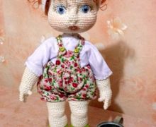 вязанная кукла