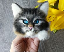 Брошь с котиком