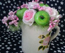 Цветочный молочник