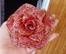 Роза из бисера