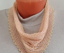 Косынка из бисера ручной работы