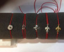 браслеты с красной нитью