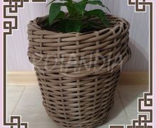 Кашпо из ротанга