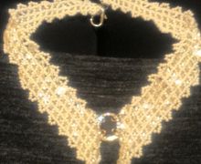 Белый воротничок