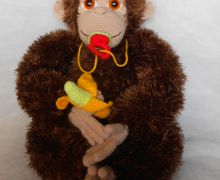 Вязаная обезьянка