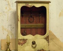 Ключница "Старые стены"