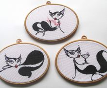 Гламурные кошки. Вышитые картины крестом. Комплект
