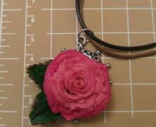 Подвеска. Роза.