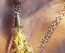 Подвеска "Желтый сухоцвет".