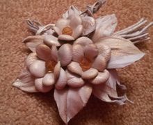 Брошь "Пробуждение". Натуральная кожа.