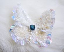 Бабочка свадебная