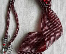 Галстук из бисера ручной работы