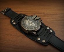 Часы мужские наручные 