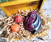 Набор из мыла "Дракончик и физалисы"