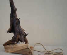 Деревянный LED настольный светильник из элементов корня дуба и ясеня, ручная работа