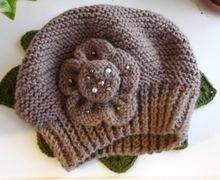 Женский берет