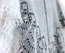 Ажурная шаль вязаная пуховая Свадебная, белая мохеровая шаль спицами