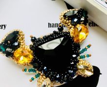 Брошь черно-золотой краб