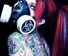 помогу обрести прикольные татухи!) 