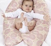 Подушки для сна и кормления.