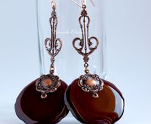 Серьги из крупных лепестков розы.