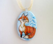 Кулон с росписью "Лиса-плутовка". Готовая работа.