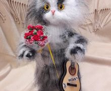 Кот вязаный "Мартовский"