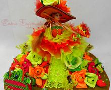 Кукла из конфет "Краски лета"