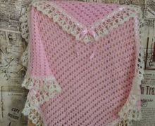 Нежно розовый детский пледик