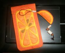 Чехол для телефона с брелком