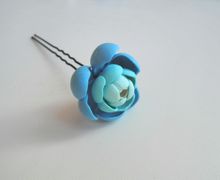 Шпилька с цветком из полимерной глины.