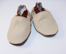 Кожаные тапочки - чешки