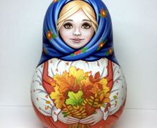 Неваляшка музыкальная деревянная