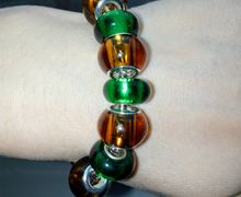 Браслет с шармами из муранского стекла