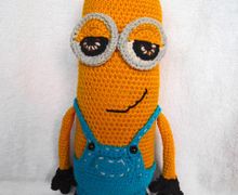 Вязаный миньон