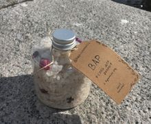 Соль для ванны с бутонами роз