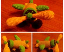 Вязаный самолетик