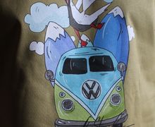 Футболка с авторским принтом "Горные путешествия"