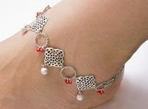 Браслеты на ногу